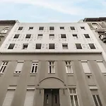 Monkey Apartment Budapest